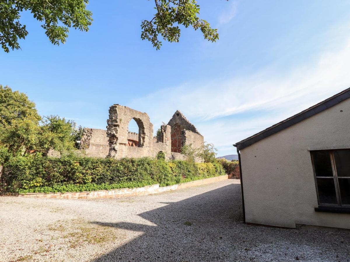 Abbey Cottage Denbigh Exterior photo